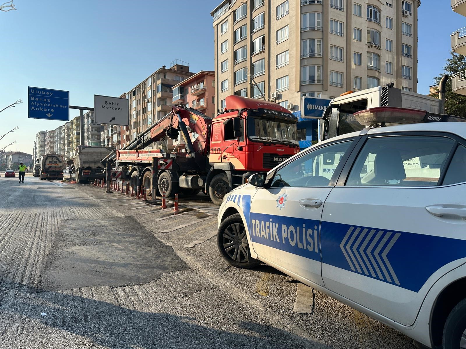 Karpuz Yüklü Kamyonun Sürücüsü Hayatını Kaybetti (7)