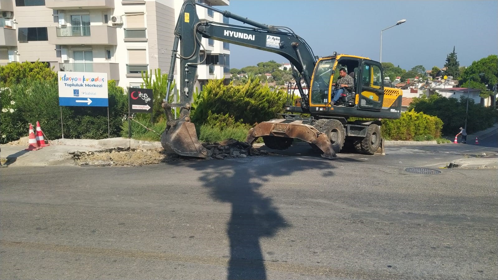 Kuşadası Belediyesi'nden Sıfır Alt Ve Üstyapı Sorunu Hedefi (2)