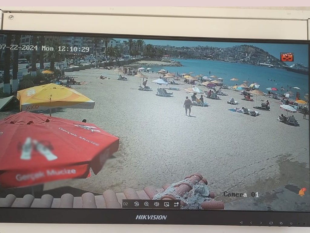 Kuşadası'nda Güvenli Parklardan Sonra Şimdi De Güvenli Plajlar (4)