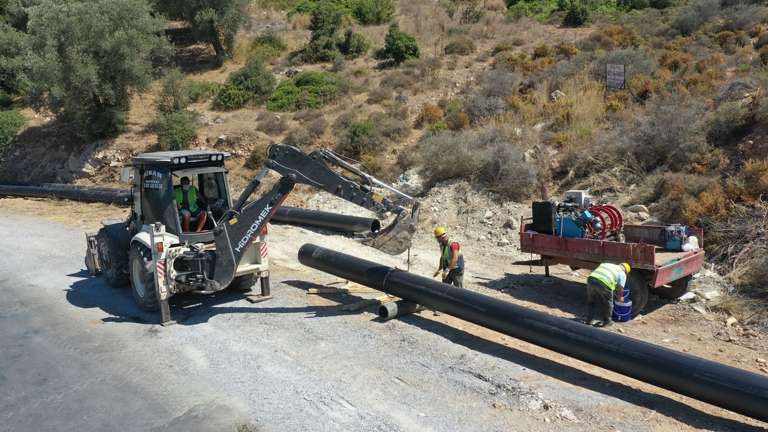 Yaparsa Topuklu Efe Yapar 124 Adet Yeni Içme Suyu Sondaj Kuyusu Açıldı