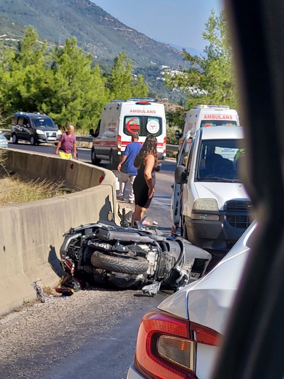 Zincirleme Kaza 1 Ölü, 6 Yaralı