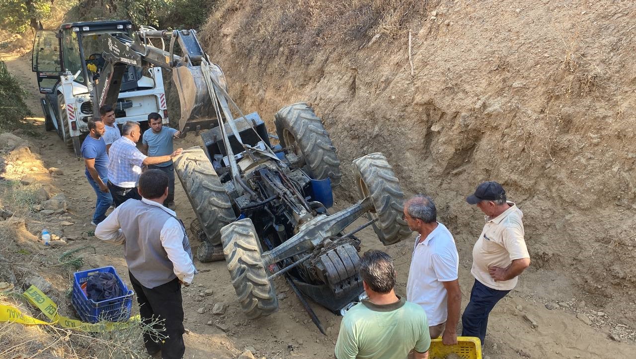 Aydın'da Bahçe Yolunda Feci Kaza (4)