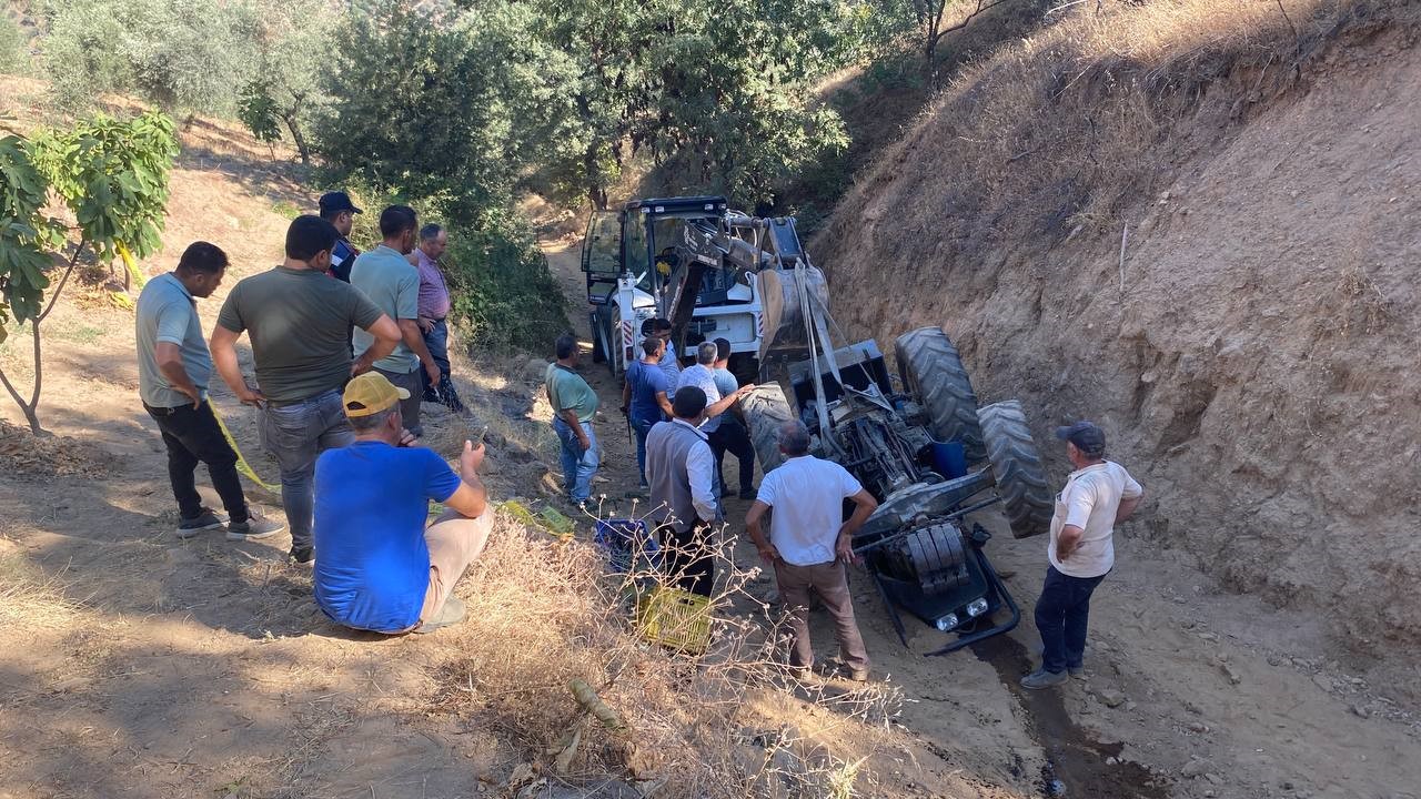 Aydın'da Bahçe Yolunda Feci Kaza (5)