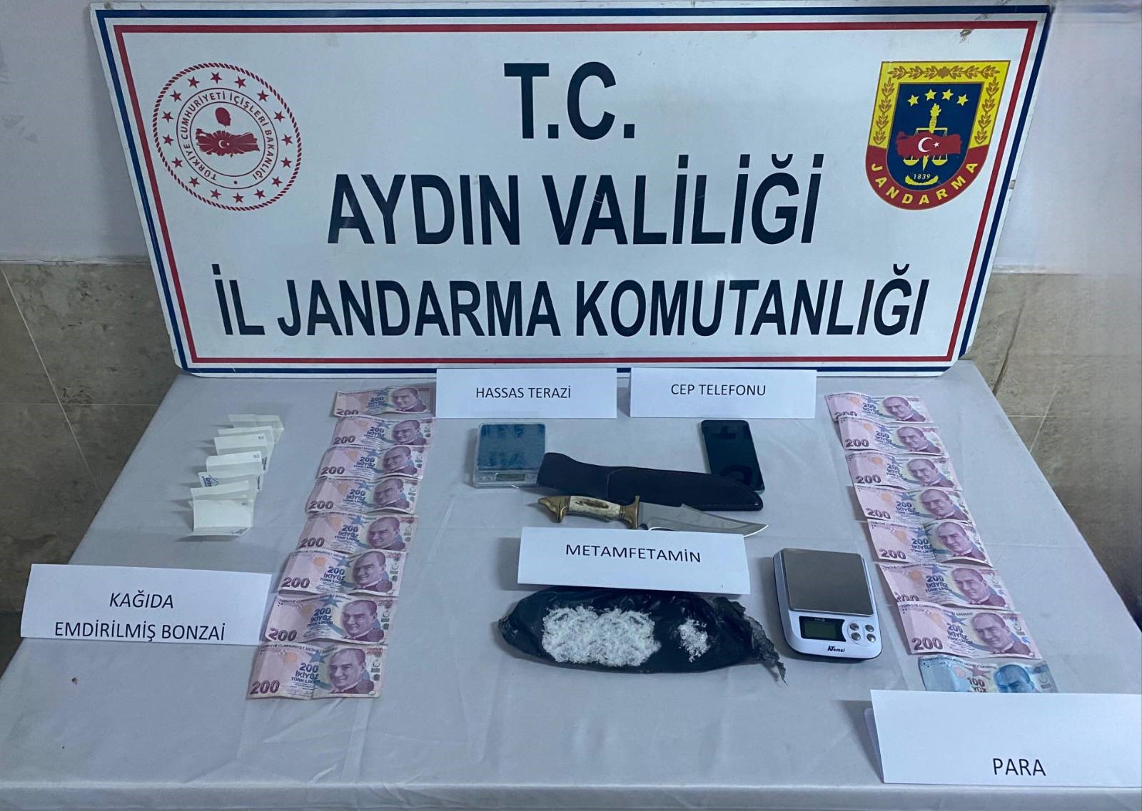 Aydın'da Uyuşturucu Baskını-4