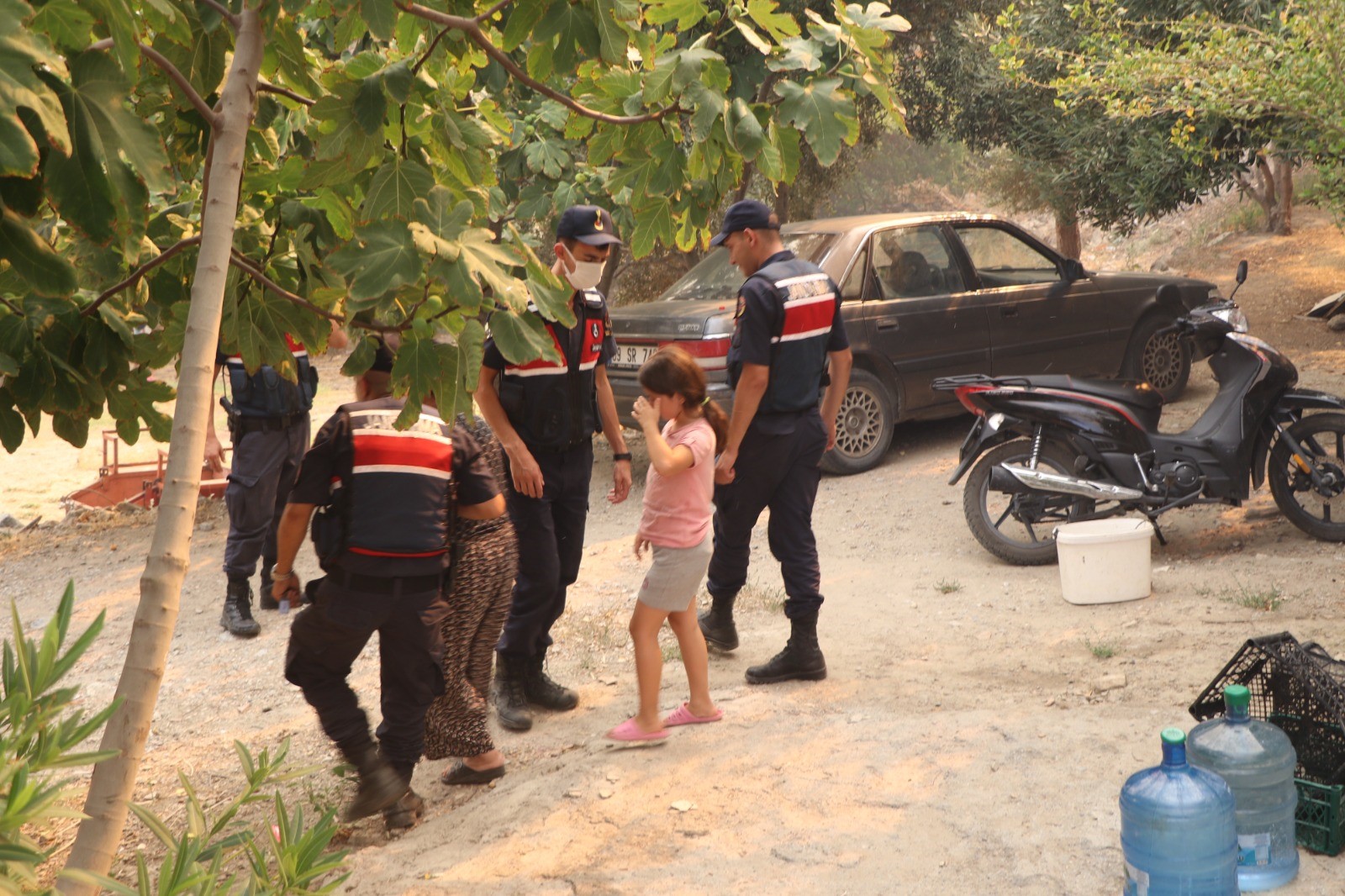 Aydın'da Vatandaşlar Tahliye Edildi (2)