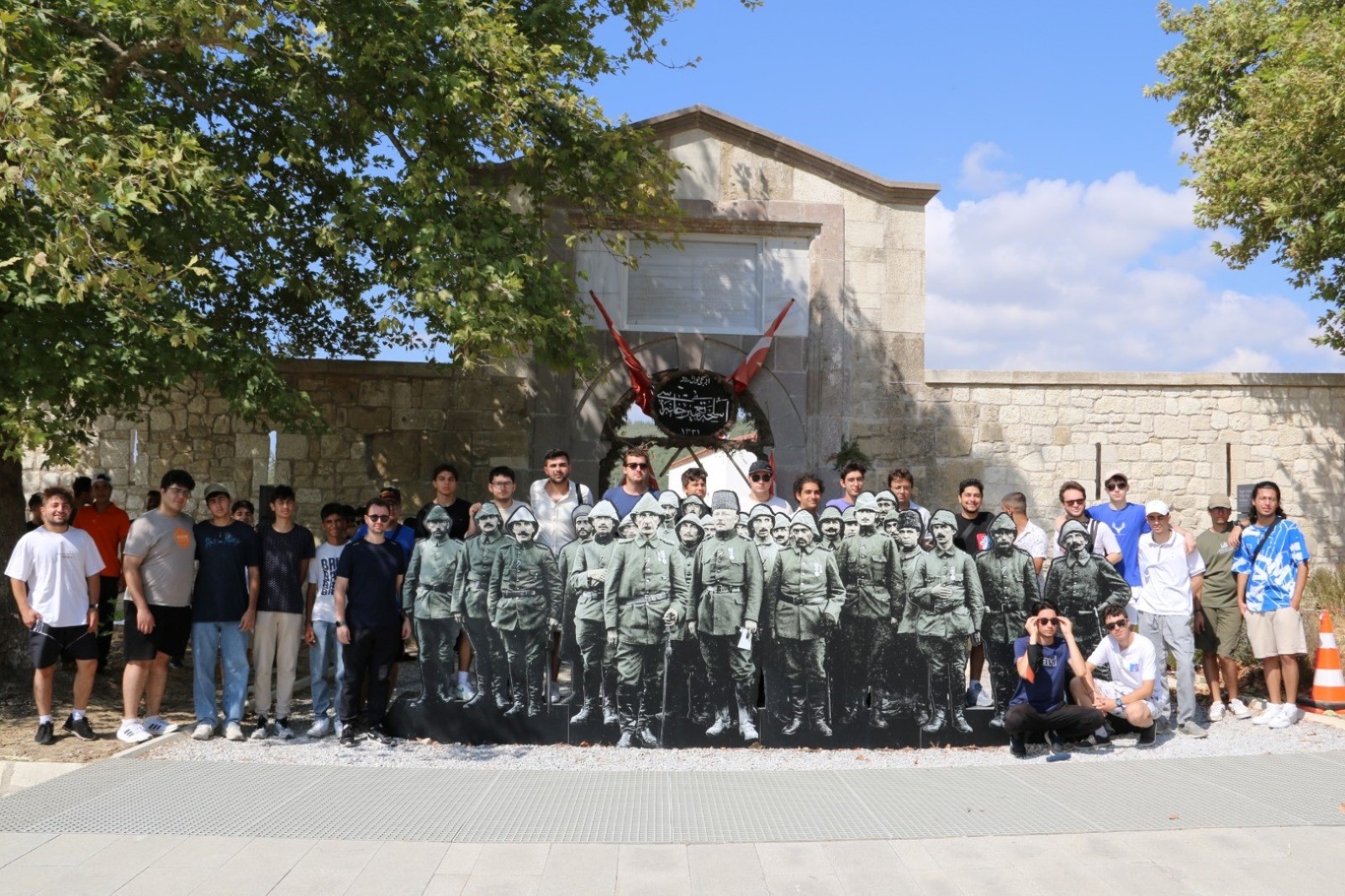 Aydınlı Gençler Çanakkale’de Tarihi Ve Kültürel Bir Yolculuğa Çıktı (3)