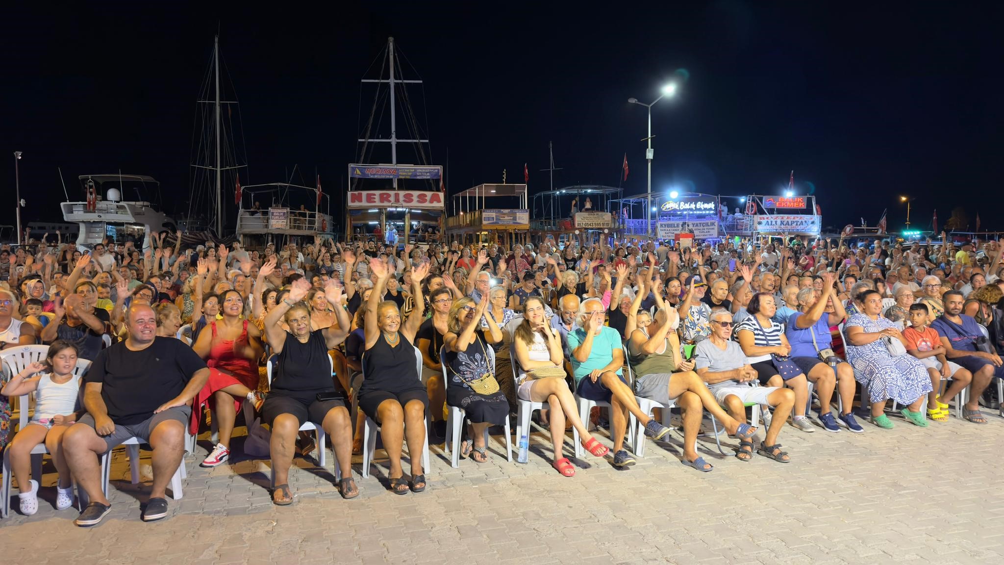 Hatice Gençay Büyükşehir Belediyesi’nin Etkinliğine Katılmadı (3)