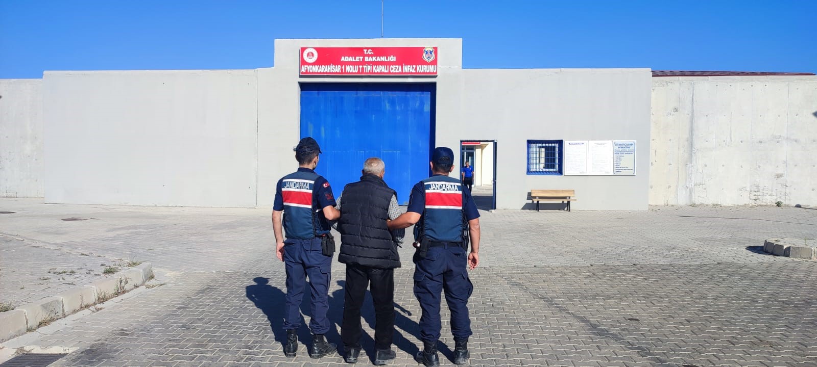 Karı Koca Cinsel Istismardan Tutuklandı