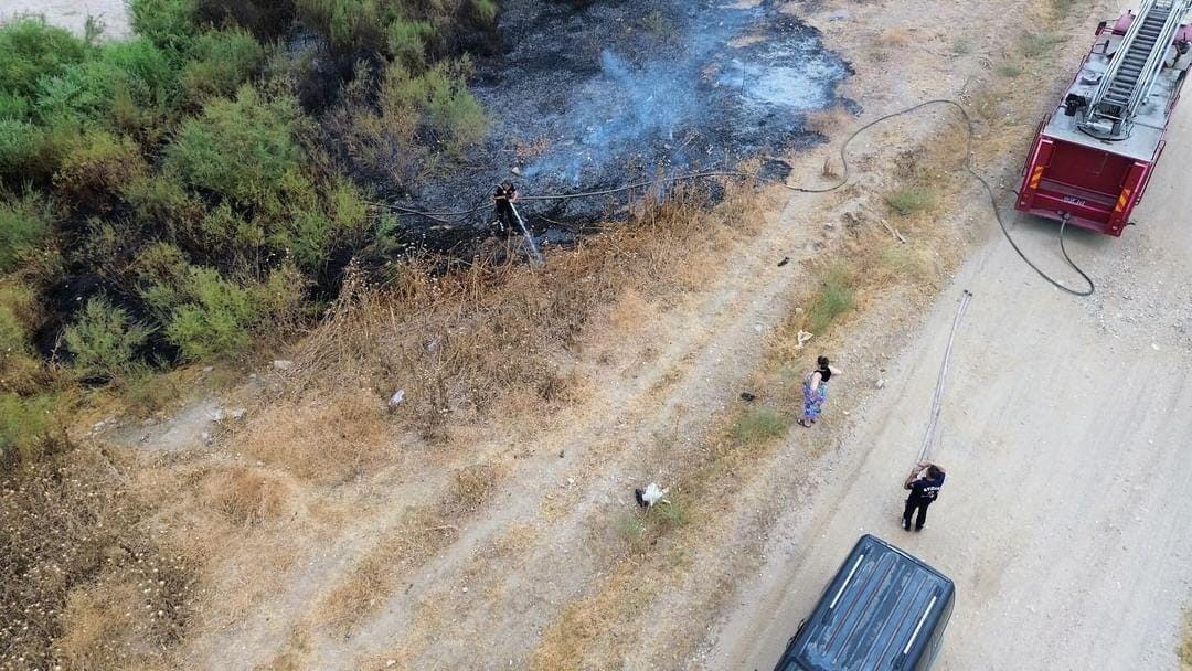 Aydın İncirliova'da Yıldırım Düştü, Yangın Çıktı (3)