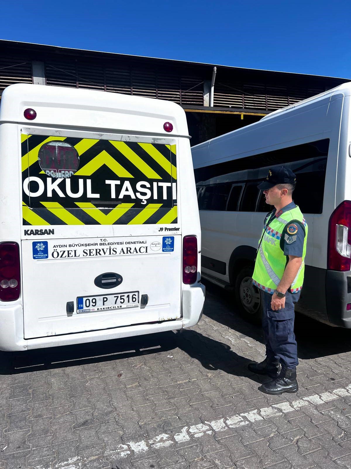 Aydın Karacasu'da Okul Servislerine Denetim (3)