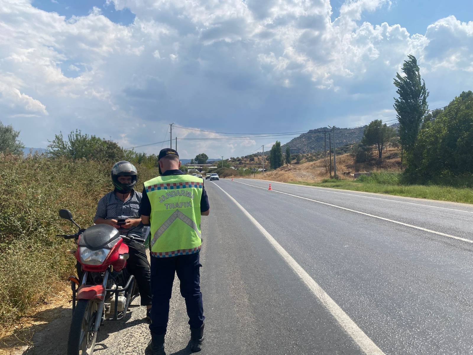 Aydın'da Bu Yolu Kullanana Ceza Var! (5)