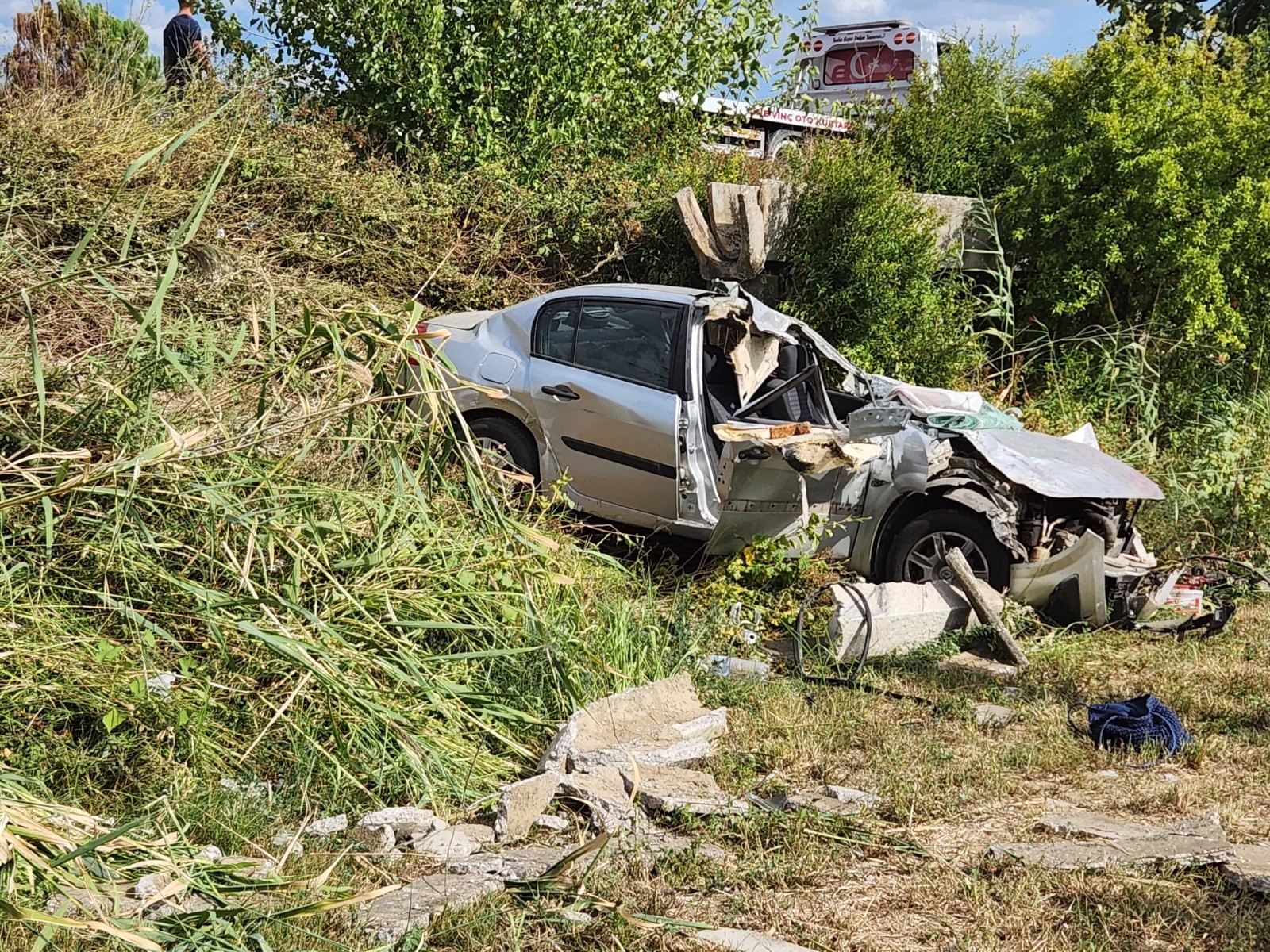 Aydın'daki Kazada 1 Kişi Öldü, 3 Kişi Yaralandı (2)