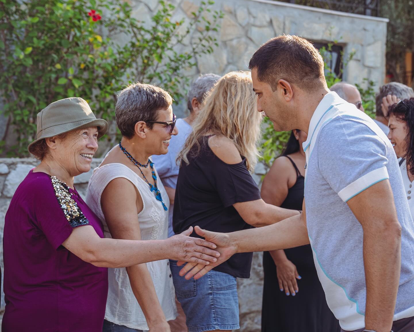 Kuşadası’nda Yüzler Ömer Günel Ile Gülüyor (6)