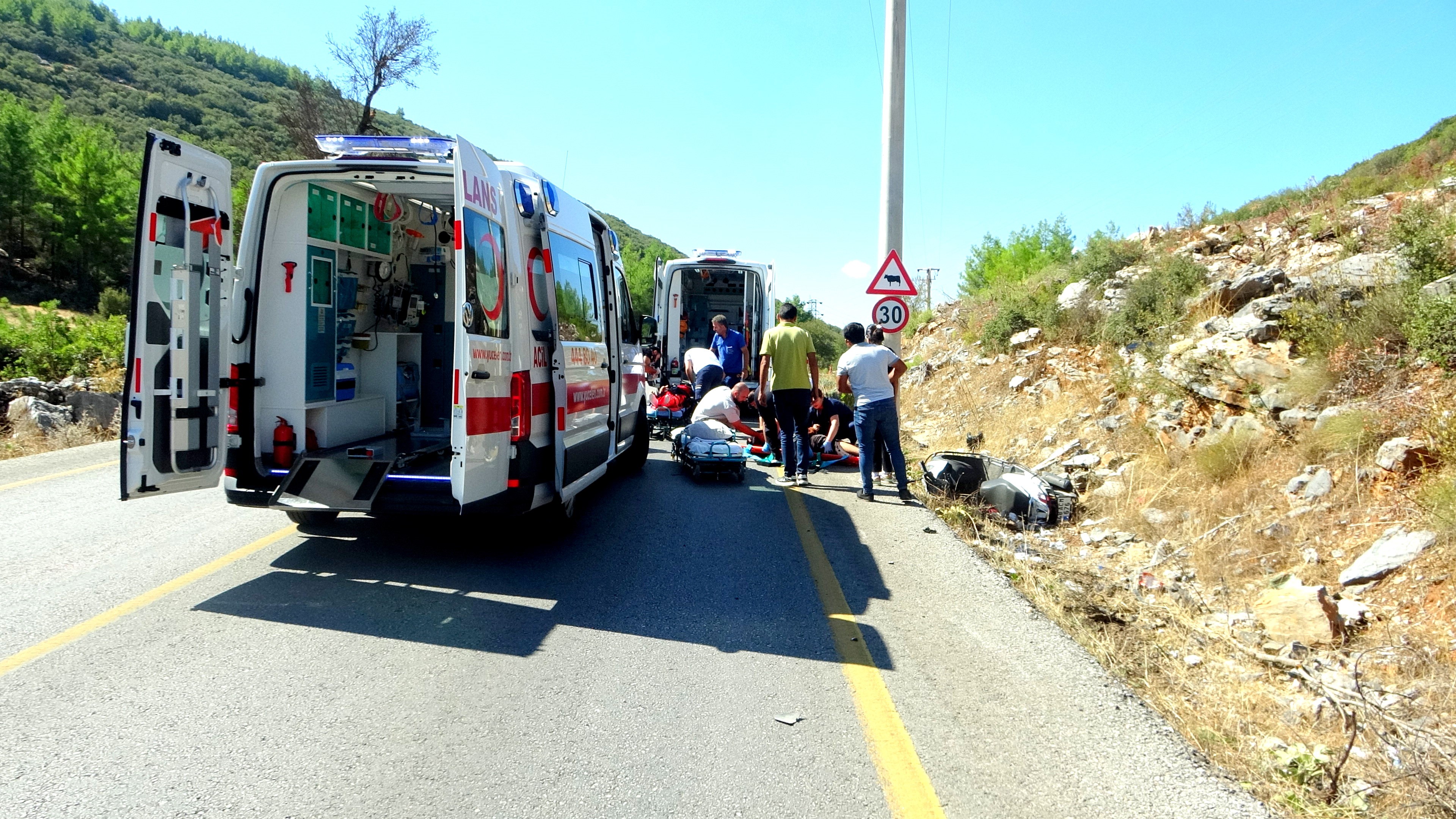 Trafik Kazası; Yaralılar Var (2)