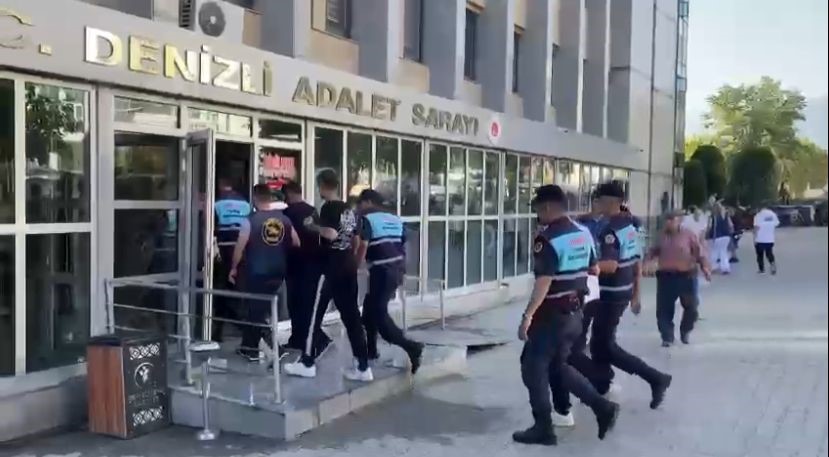 Üzüm Bağlarına Dadanan Hırsızlar Yakalandı (5)