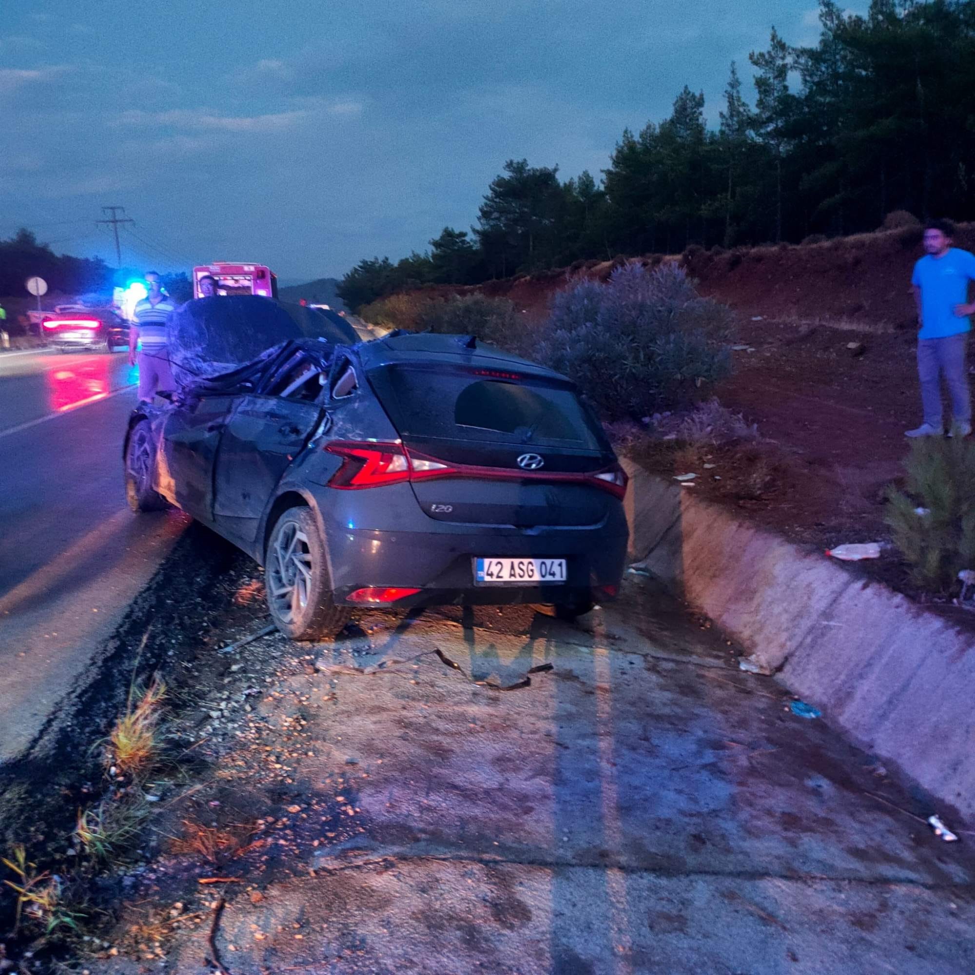 Zincirleme Trafik Kazası, Ölü Ve Çok Sayıda Yaralı Var (3)