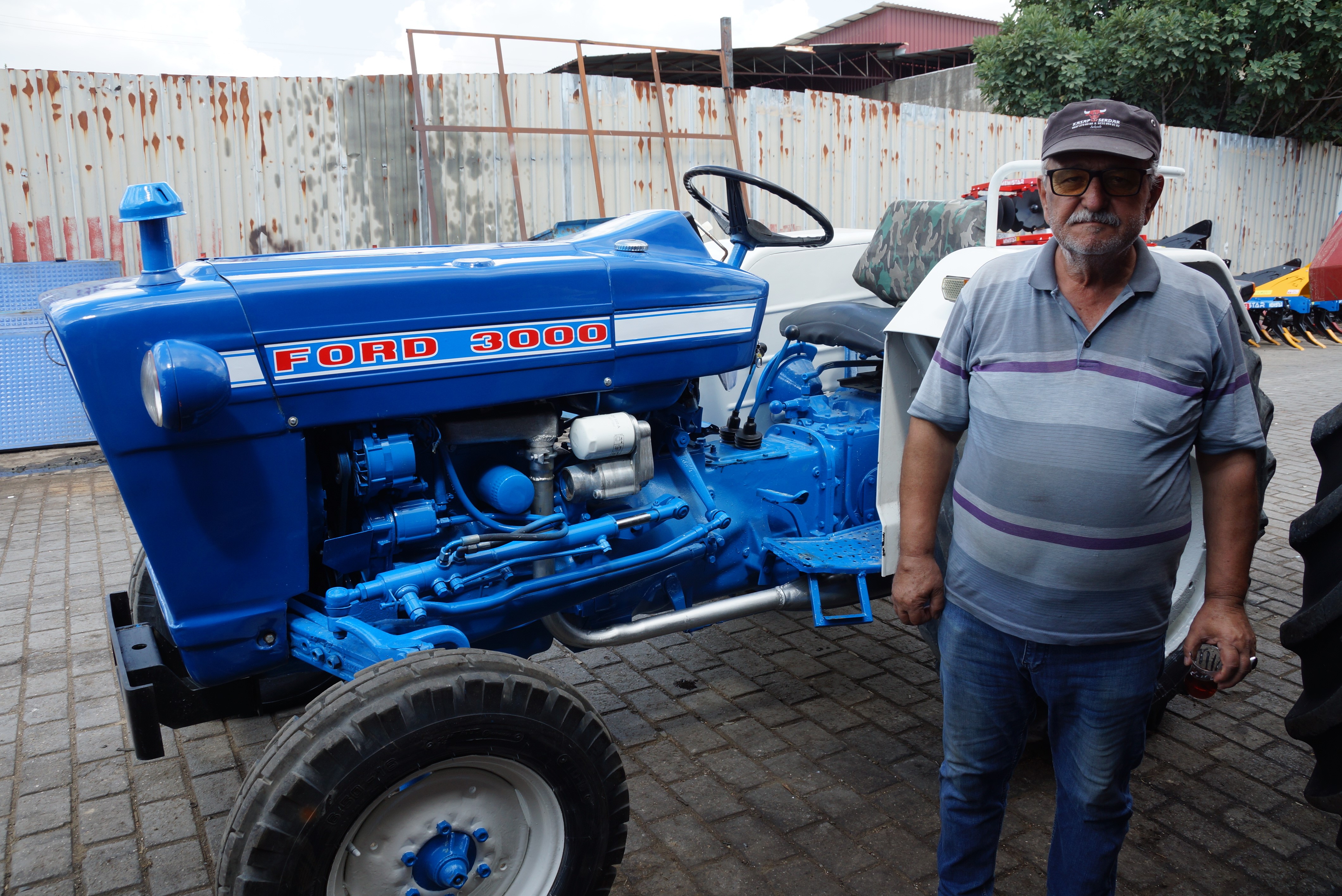 Aydın’da 1972 Model Traktörüne Gözü Gibi Bakıyor (2)