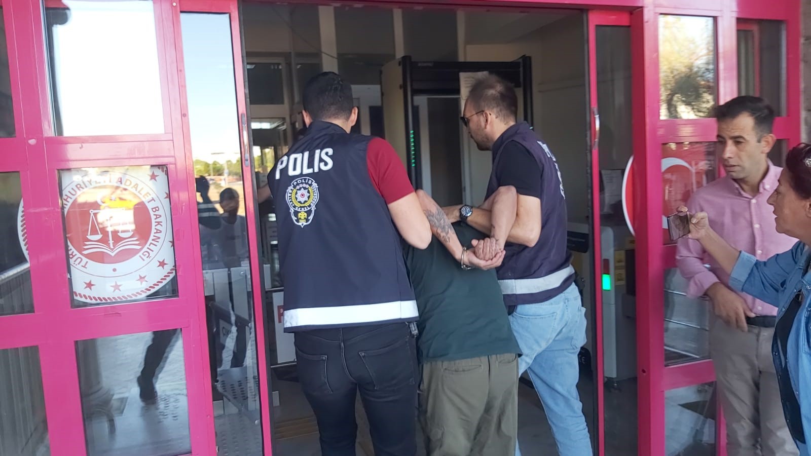 Aydın’da Eski Eşini Öldüren Şahısla Ilgili Flaş Gelişme (3)