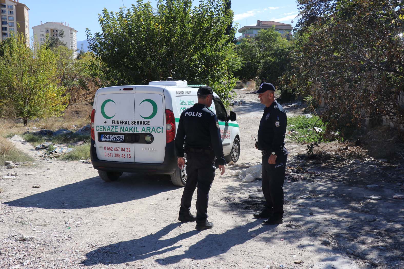 Boş Arazide Kemikleri Bulundu (11)