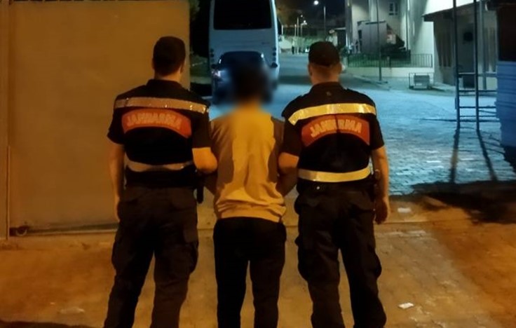 Jandarma Ekipleri 48 Saatte 31 Aranan Şahsı Yakaladı (3)