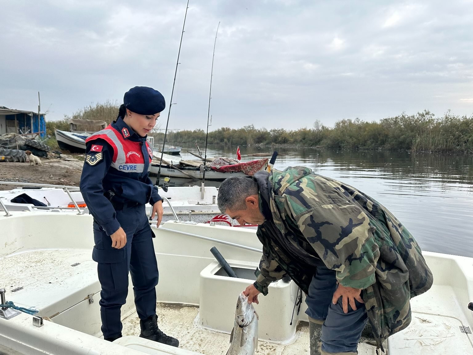 Aydın Jandarması Bafa Gölü’nde (3)-1