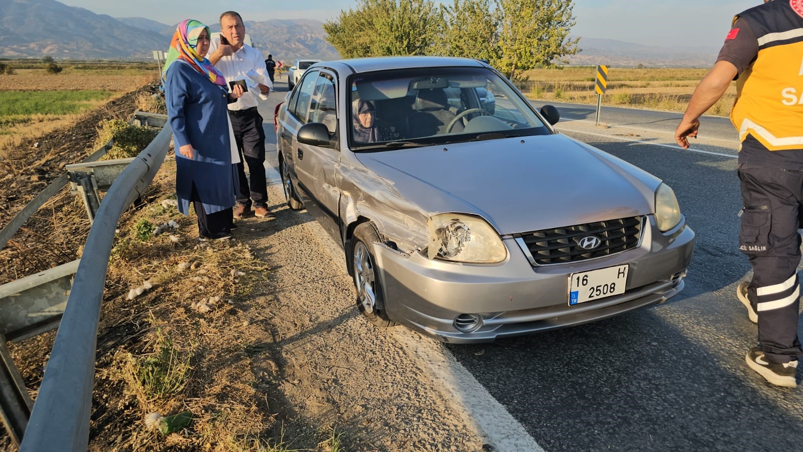 Aydın Yenipazar’da Otomobil Ve Motosiklet Peş Peşe Kaza Yaptı (2)