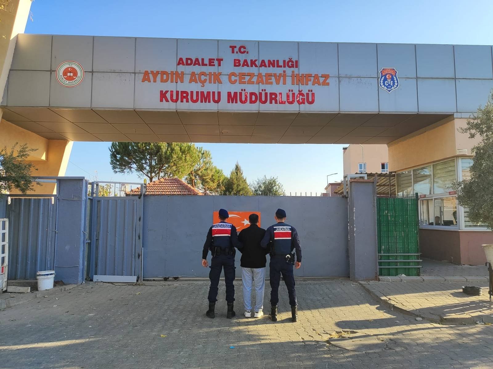 Aydın'da 26 Aranan Şahıs Yakalandı (2)