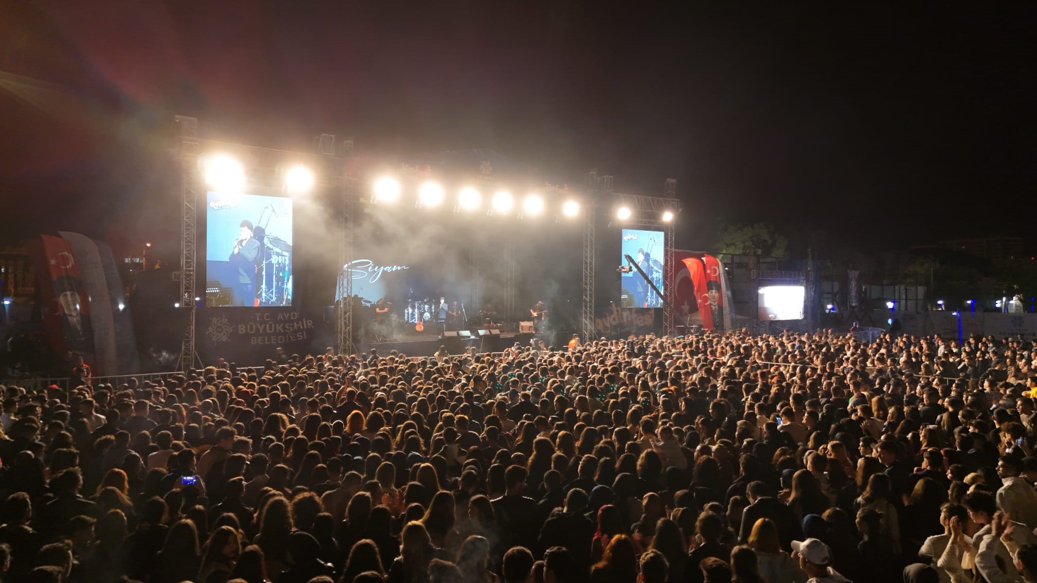 Aydınfest Gençlik Festivali Renkli Görüntüler Ile Başladı (10)