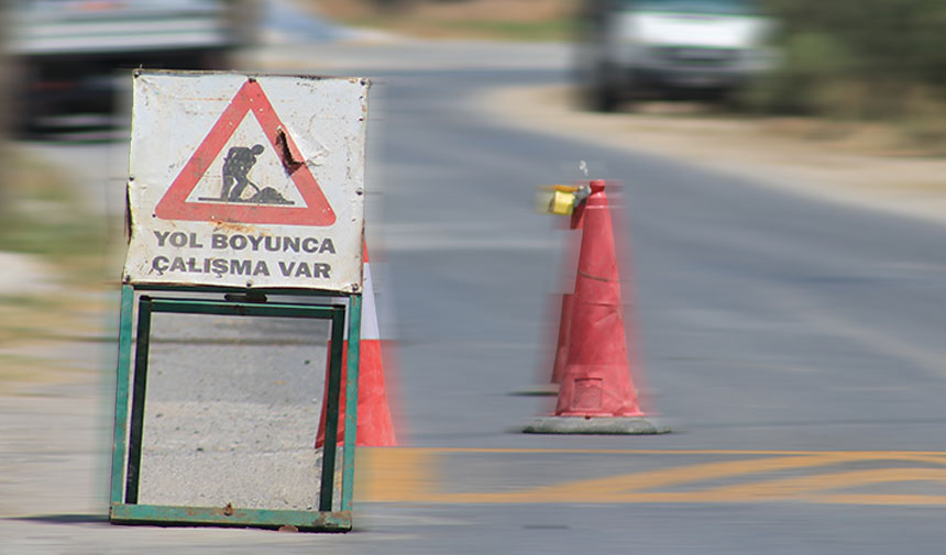 İzmir Istikametinde Yol Kapalı (2)