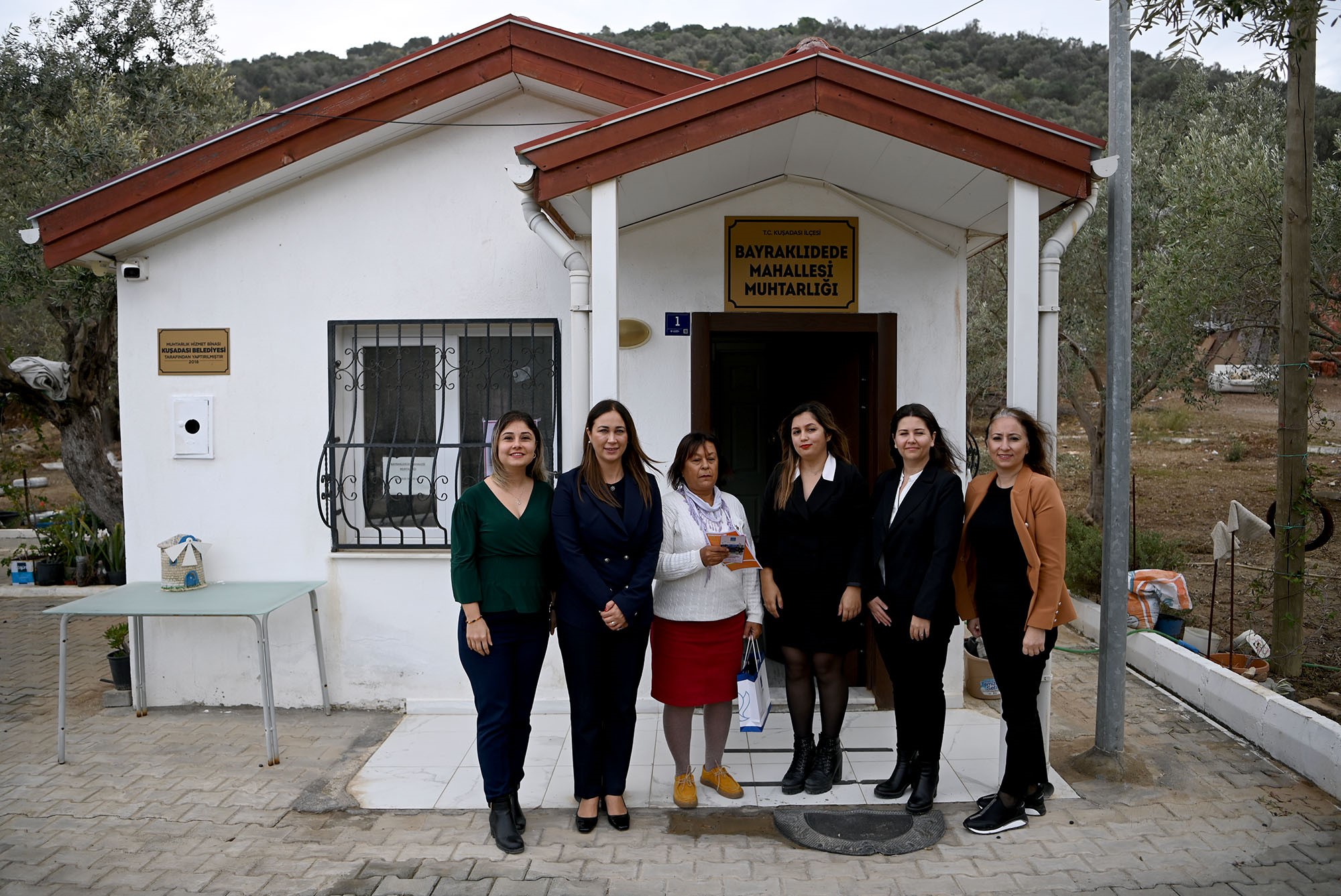 Kuşadası Belediyesi Kadına Yönelik Şiddete Karşı Mücadele Çalışmalarını Sürdürüyor (6)