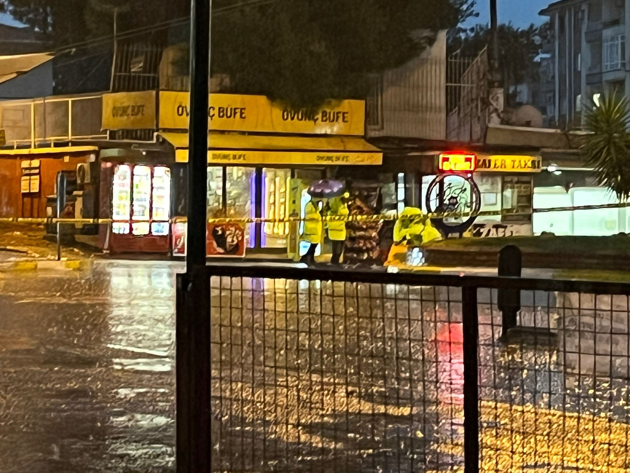 Aydın'da Şüpheli Paketi Bırakan Şahsın Kimliği Belirlendi (7)