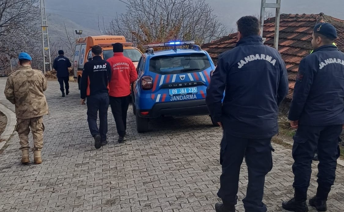 Aydın’da Uçuruma Yuvarlandı, Şoför Bakın Nerede Bulundu