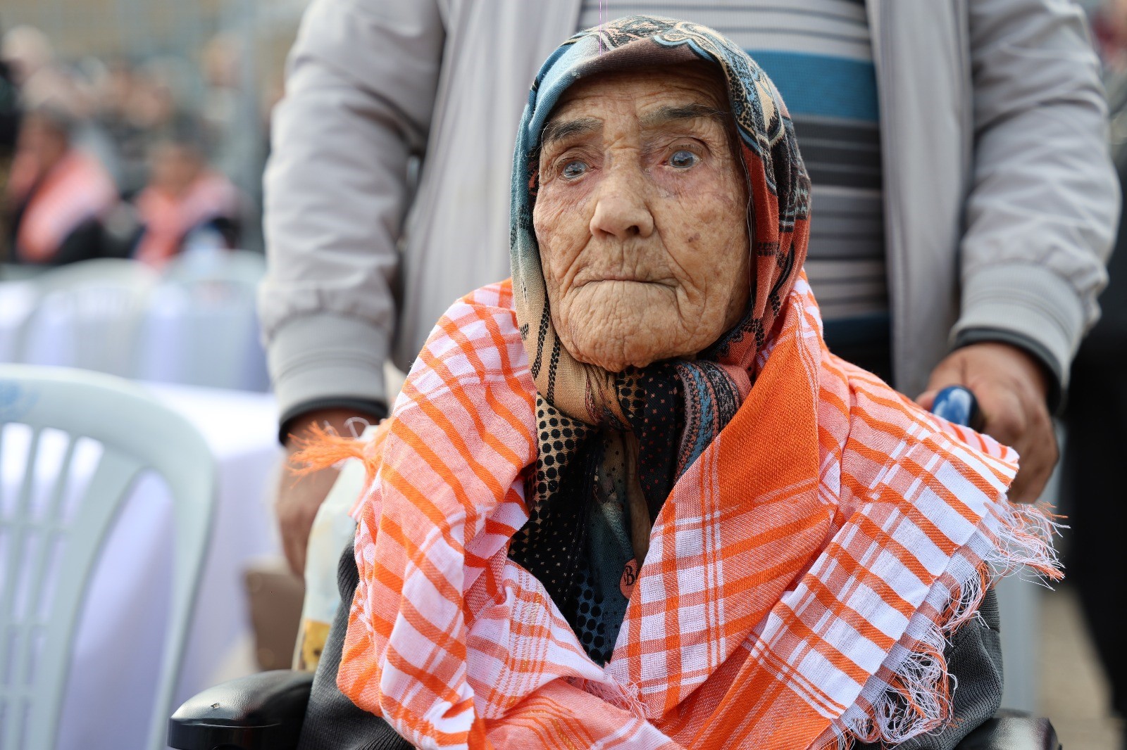 Aydınlı 95 Yaşındaki Hatice Nine Deve Güreşlerini Kaçırmıyor (5)