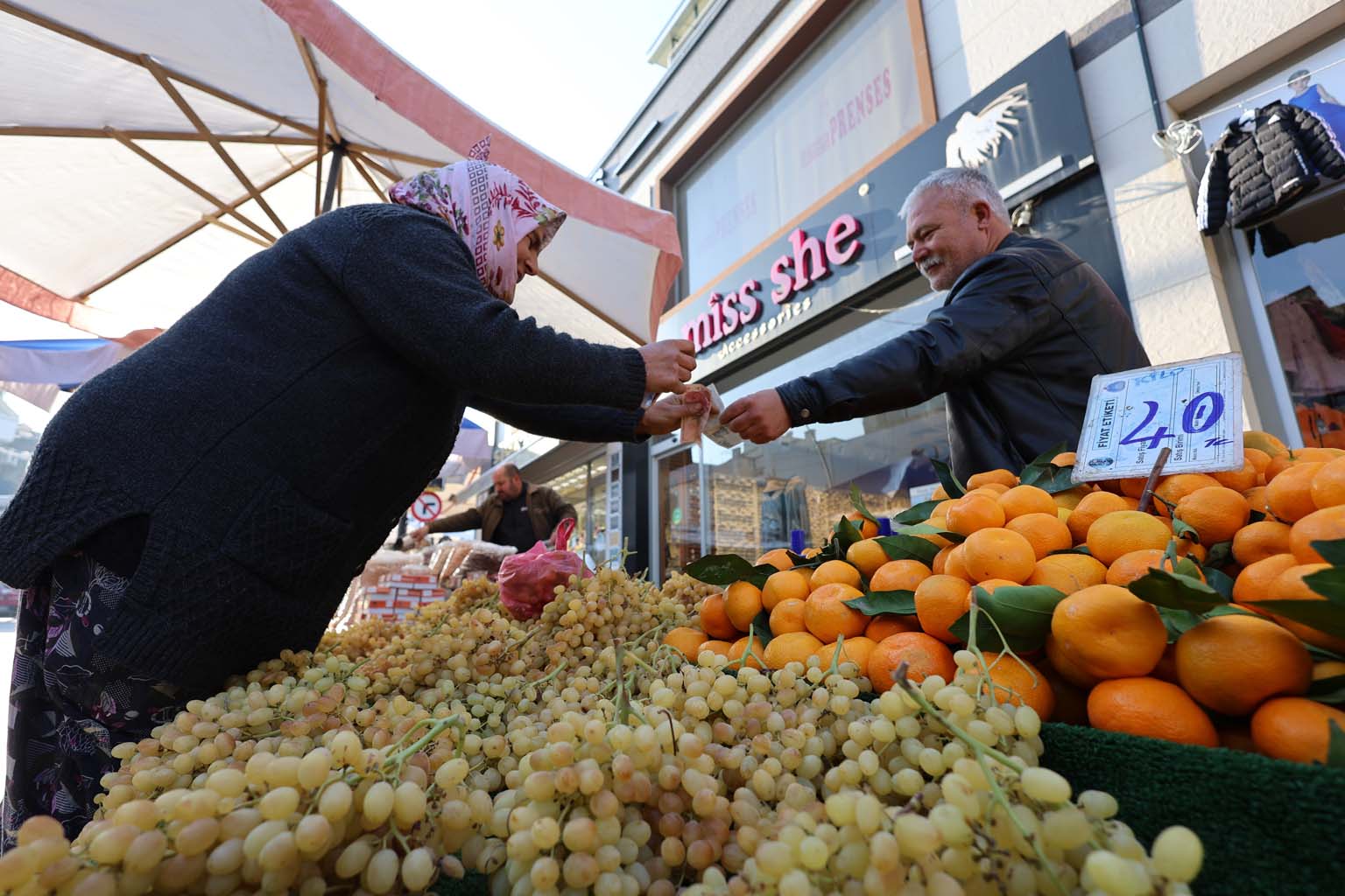 Burada Tüm Sokaklar Pazar (4)