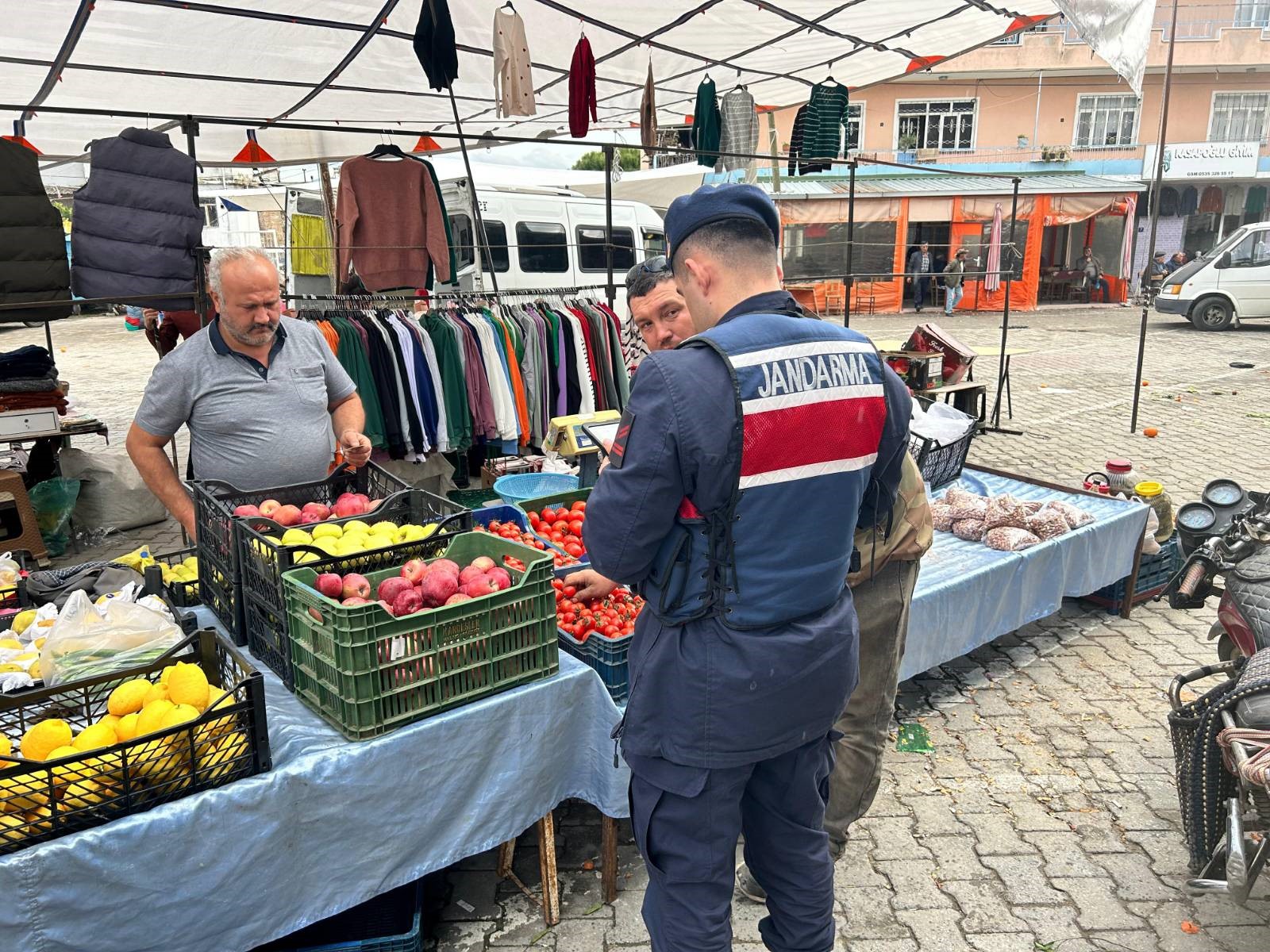 Aydın Dikkat, Hırsız Var (7)