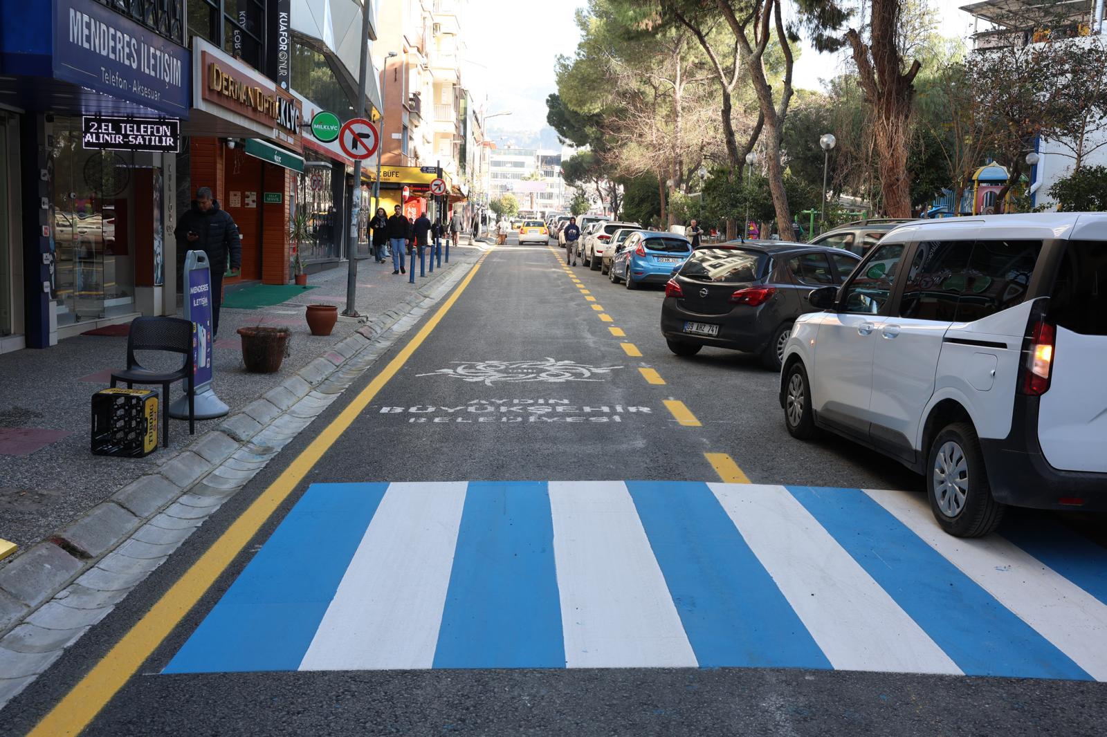 Aydın Efeler’de Cumhuriyet Caddesi Trafiğe Açıldı