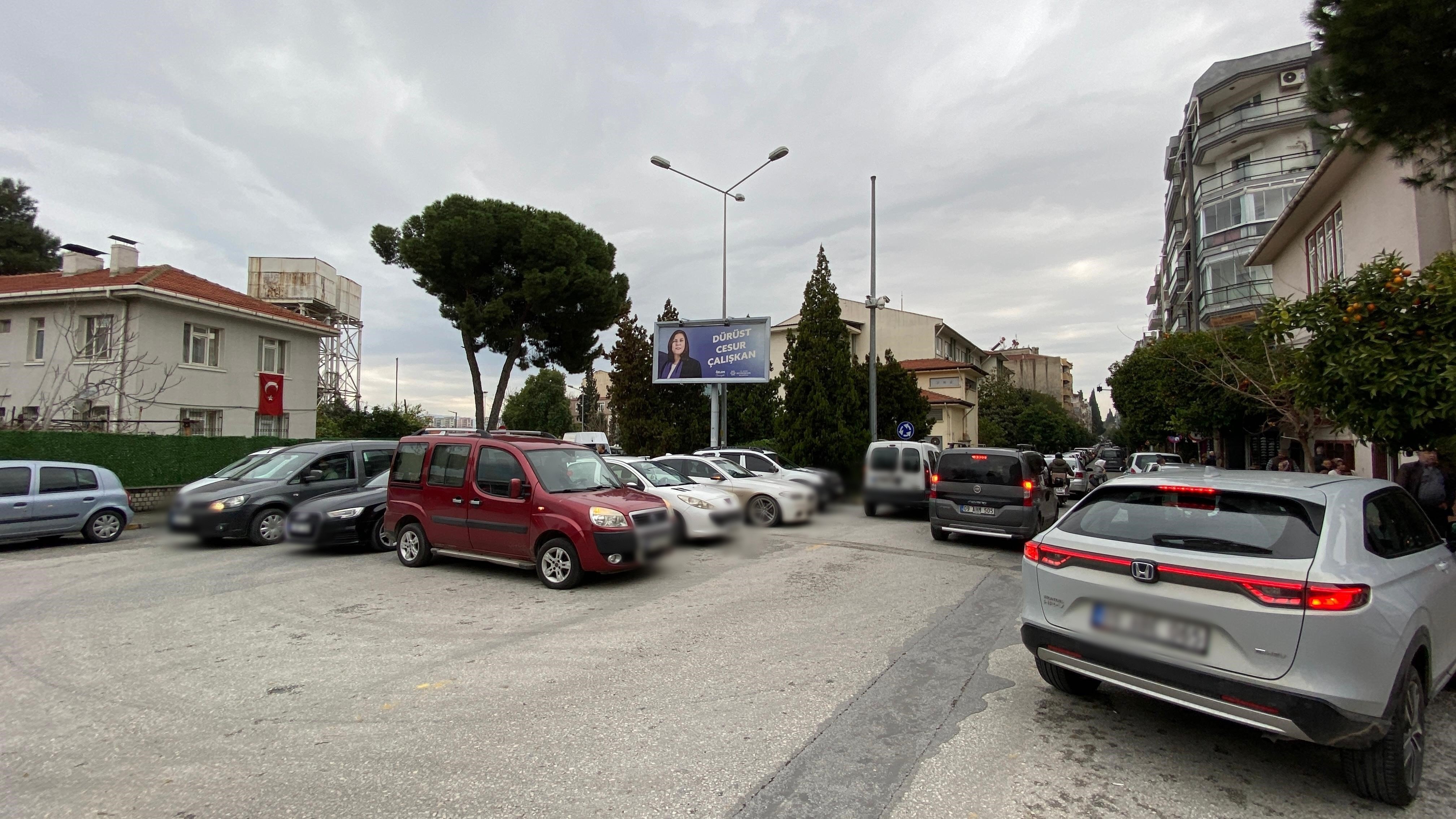 Aydın Efeler’de Kural Tanımaz Sürücüler Kazalara Davetiye Çıkartıyor