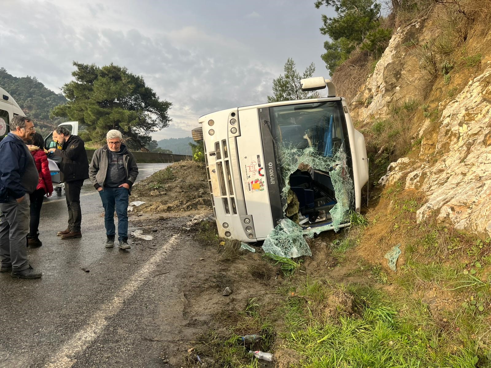 Aydın’da Festivale Giden Minibüs Devrildi. (5)