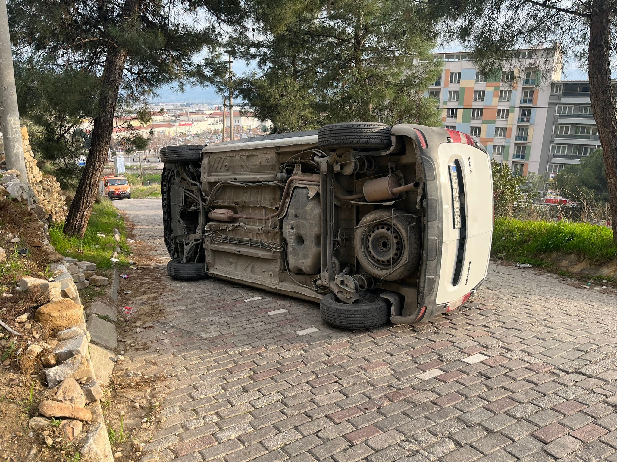 Aydın’da Otomobil Yan Yattı