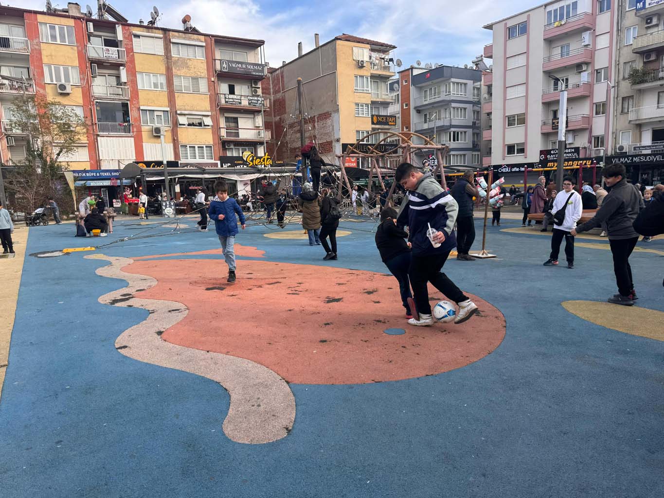 Aydın’da Yarı Yıl Tatilinde Parklar Dolup Taştı (4)