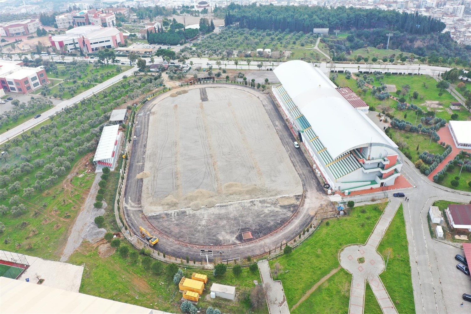 Aydın’daki Stadyumda Yenileme Çalışmaları Devam Ediyor (3)