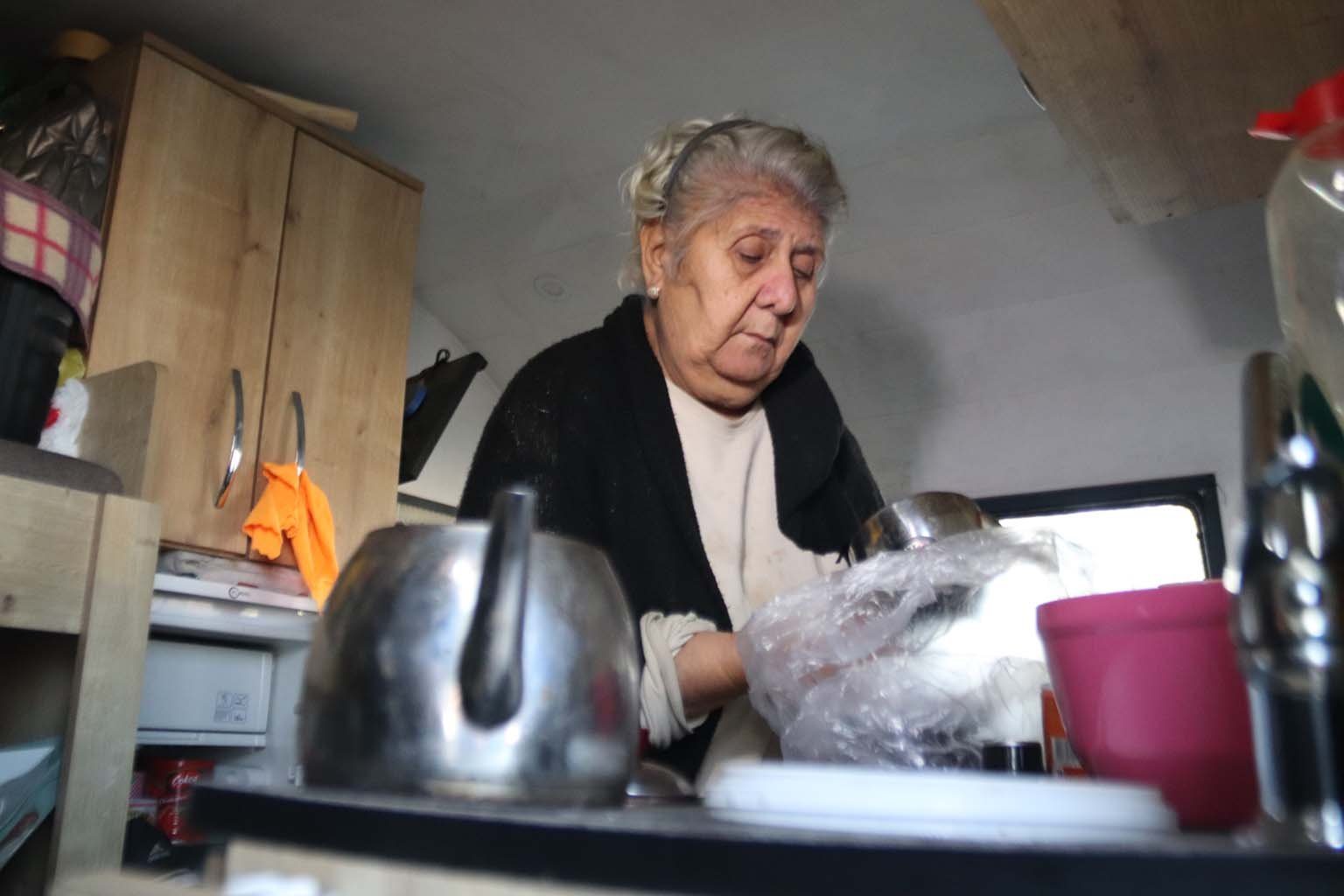 Babası Evi Sattı, Zihinsel Engelli Oğluyla Sokakta Kaldı (7)