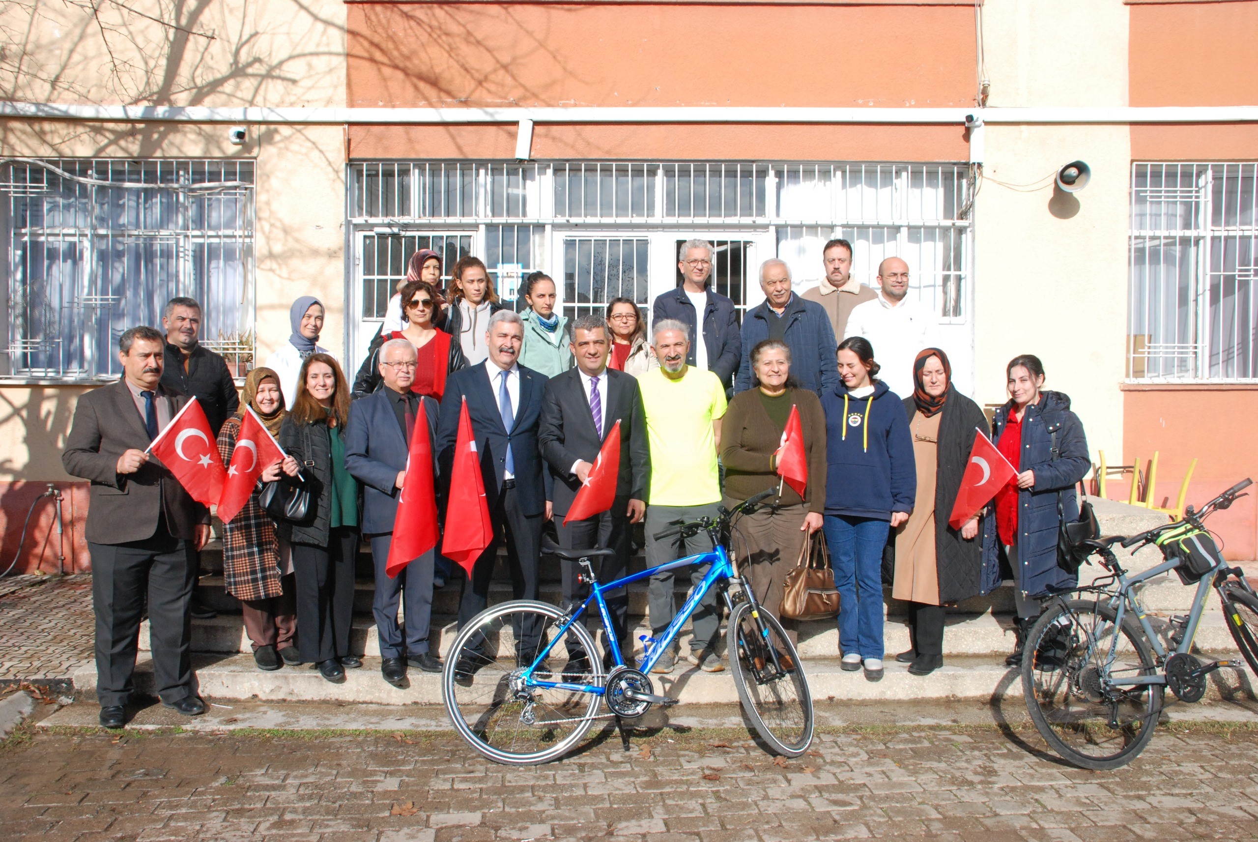 Çevre Bilinci Ve Sağlıklı Yaşam Için Pedal Çevirdiler (3)