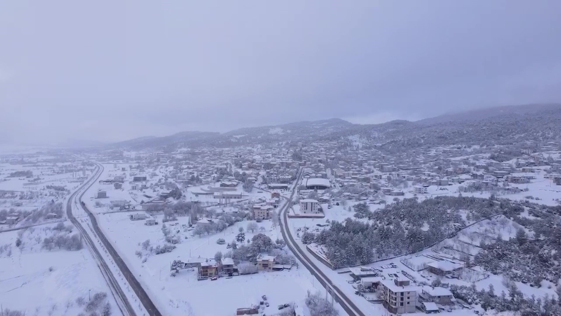 Ege’de Kar Yağışı Sonrası Kartpostallık Görüntüler (4)