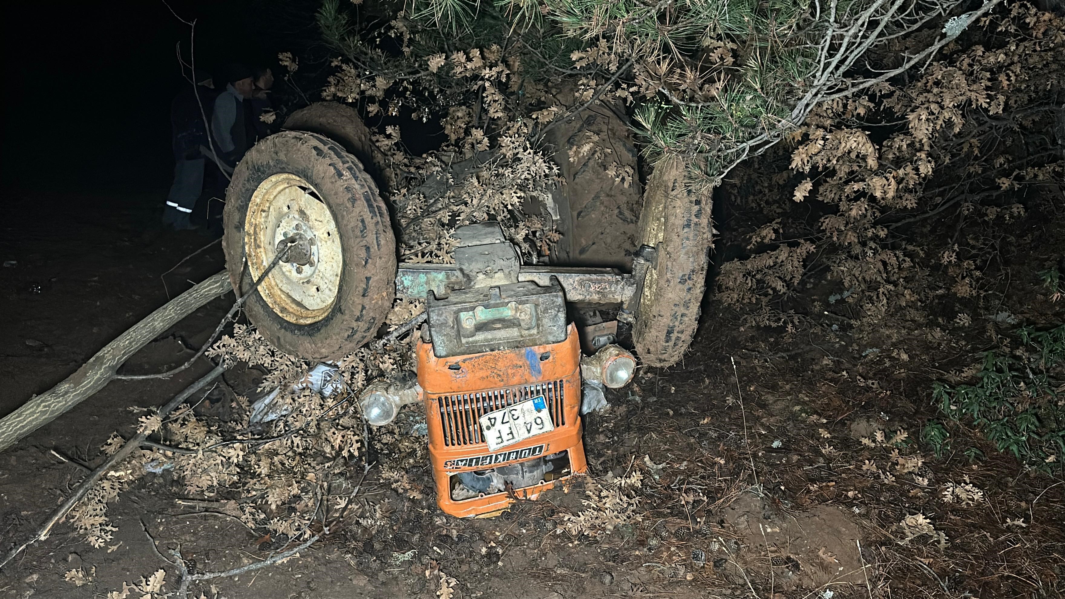 Kontrolden Çıkan Traktör Ormanlık Alana Devrildi 2 Ölü, 2 Yaralı