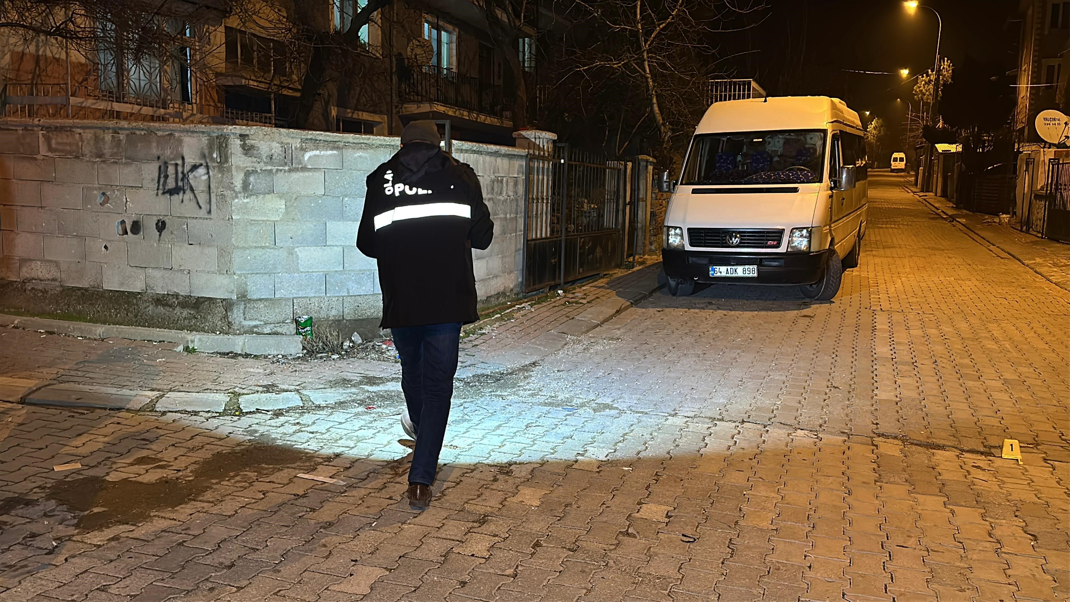 Silahlı Saldırı Düzenlenen Araçtaki 12 Yaşındaki Çocuk Hayatını Kaybetti (2)