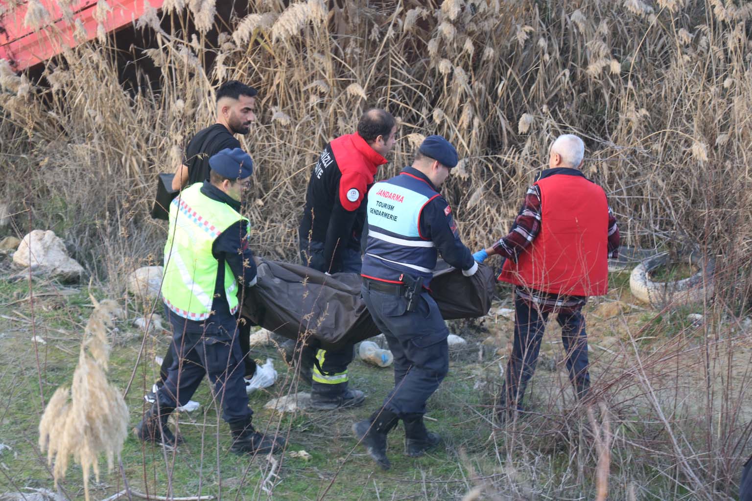 Traktör Kazasında Dede Öldü, Torun Kurtuldu (2)