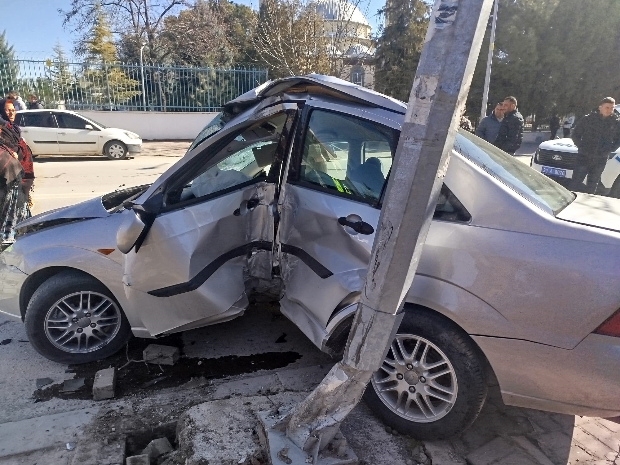 17 Yaşındaki Genç Ağır Yaralandı (2)