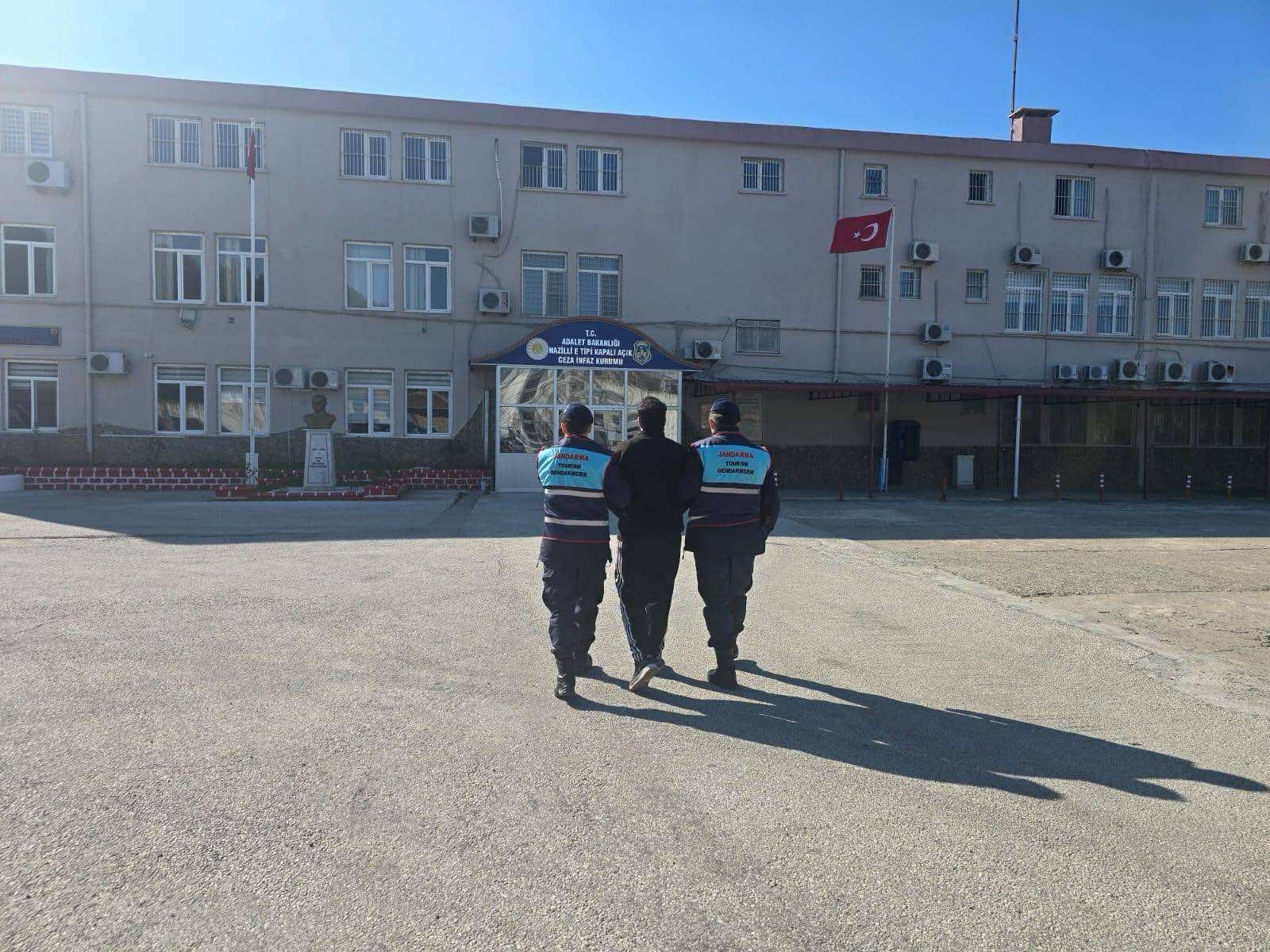 Aydın Nazilli’de Iki Kişi Yakalandı