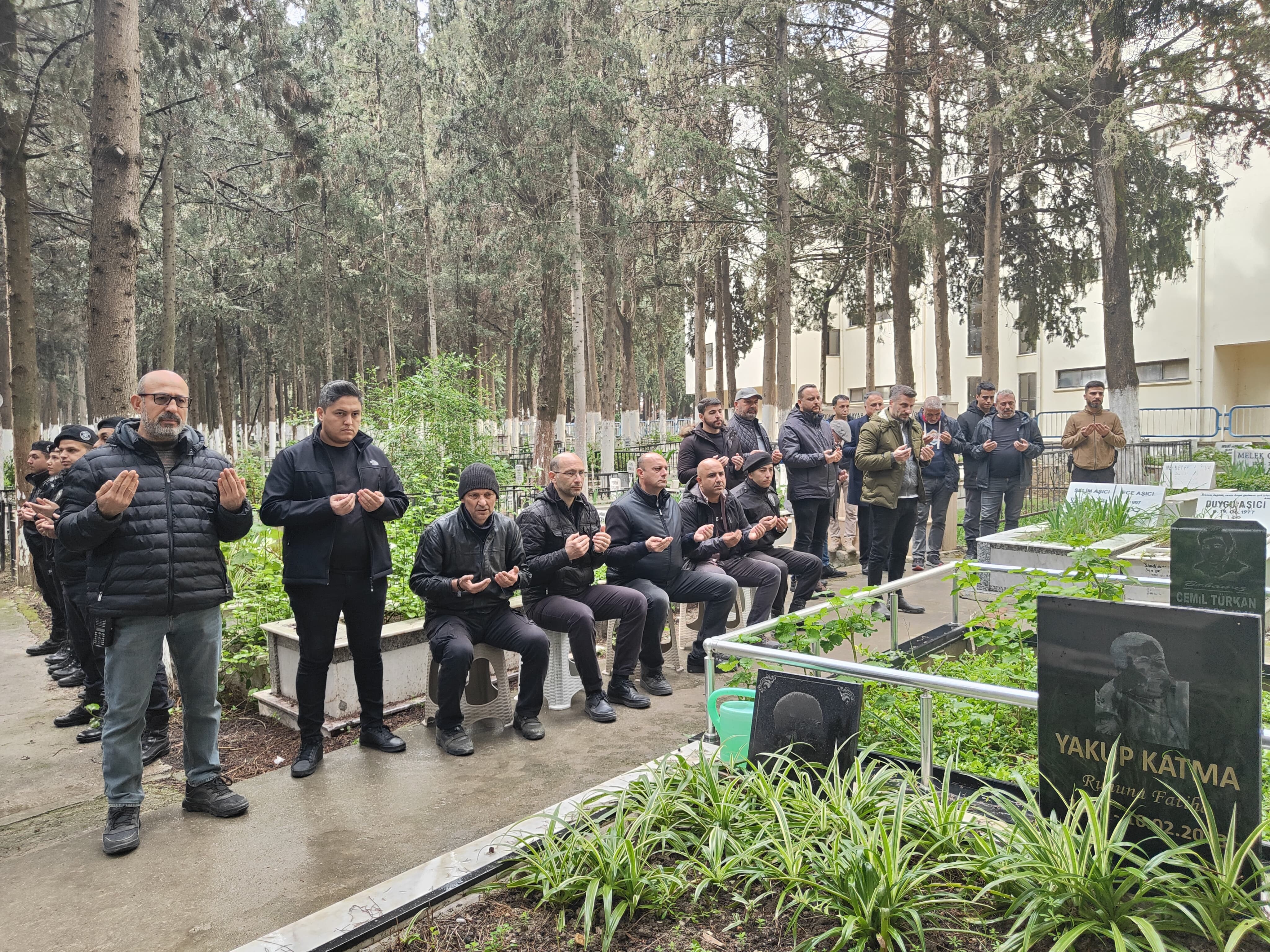 Aydın Şehidini Mezarı Başında Andı (3)